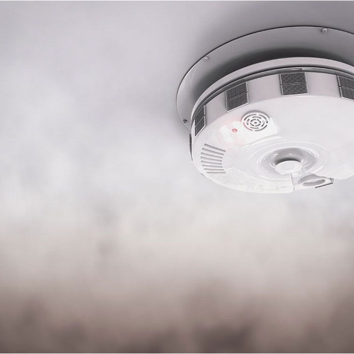 smoke alarm with rising smoke
