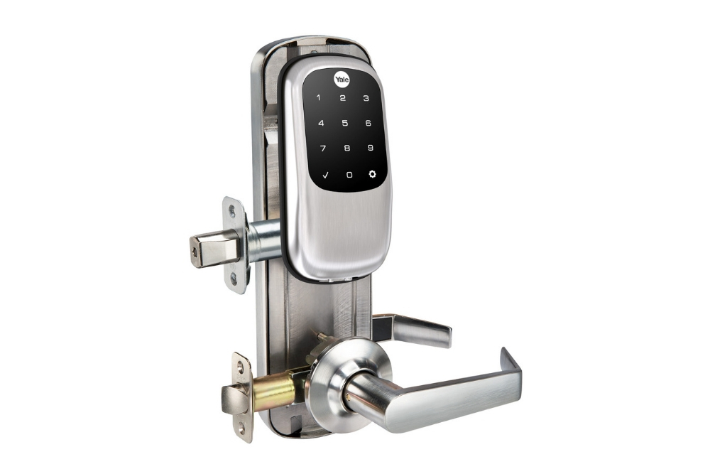 yale-touchscreen-door-handle